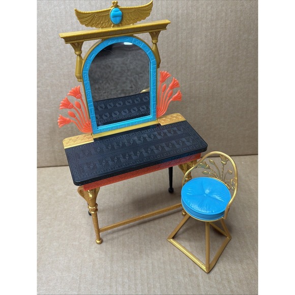 Mattel Other - Monster High Doll G3 Cleo de Nile Self-scare Day Mirrored Vanity Table & Stool